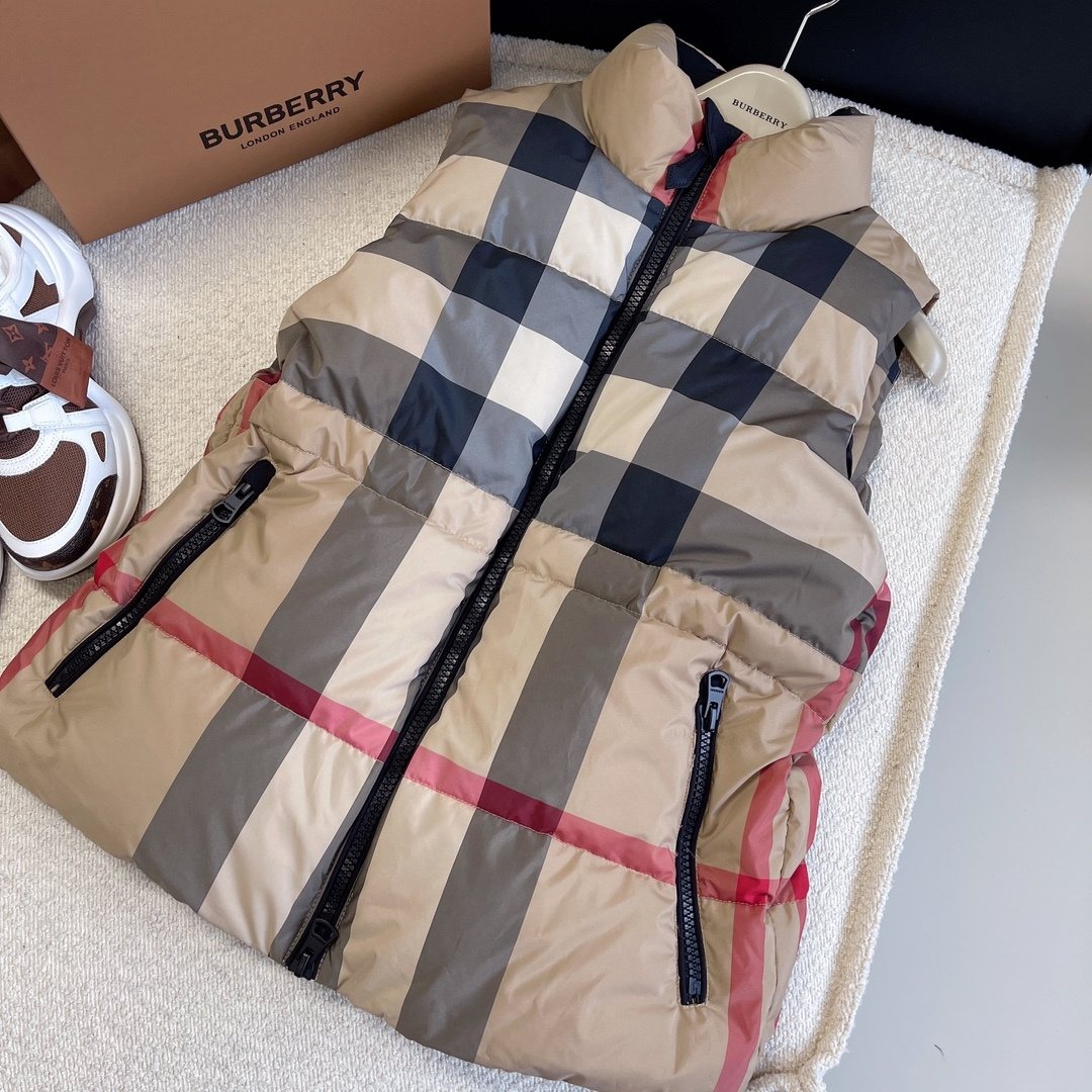 Burberry Check Drawstring Waist Down Vest — front