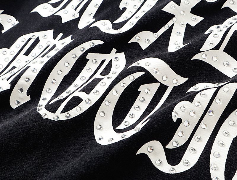 MIXED EMOTION Angel Graphic T-Shirt — detail