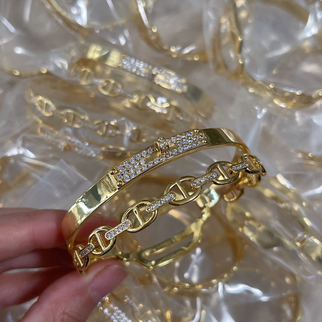 18K Kelly Double Tour Diamond Hermes Bracelet