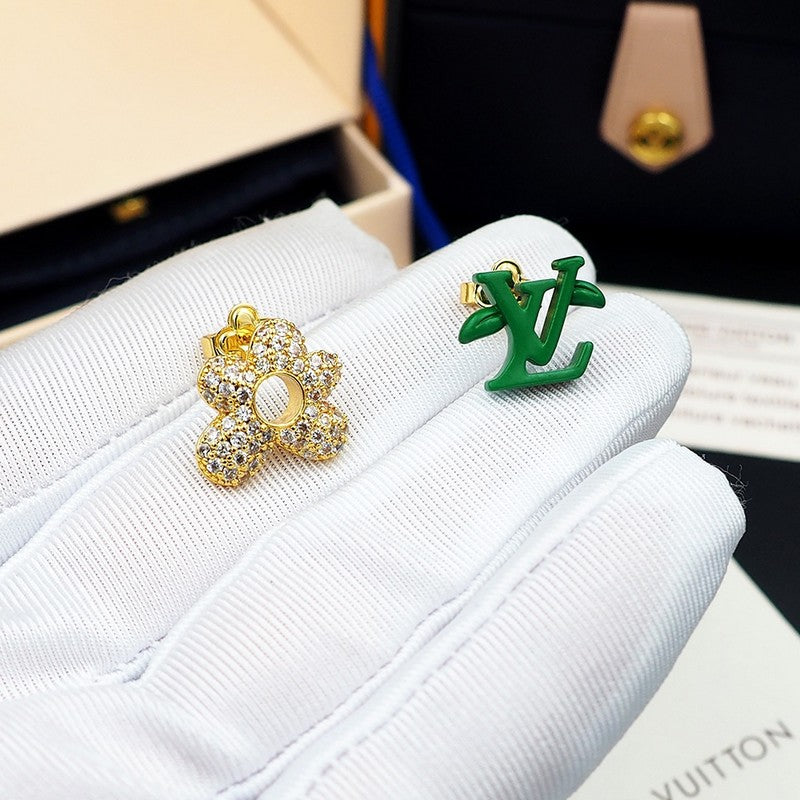 18K Louis Vuitton Blossom Green Diamond Earrings