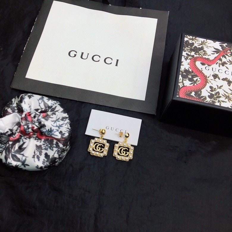 18K Double Gucci Square Pearls Earrings