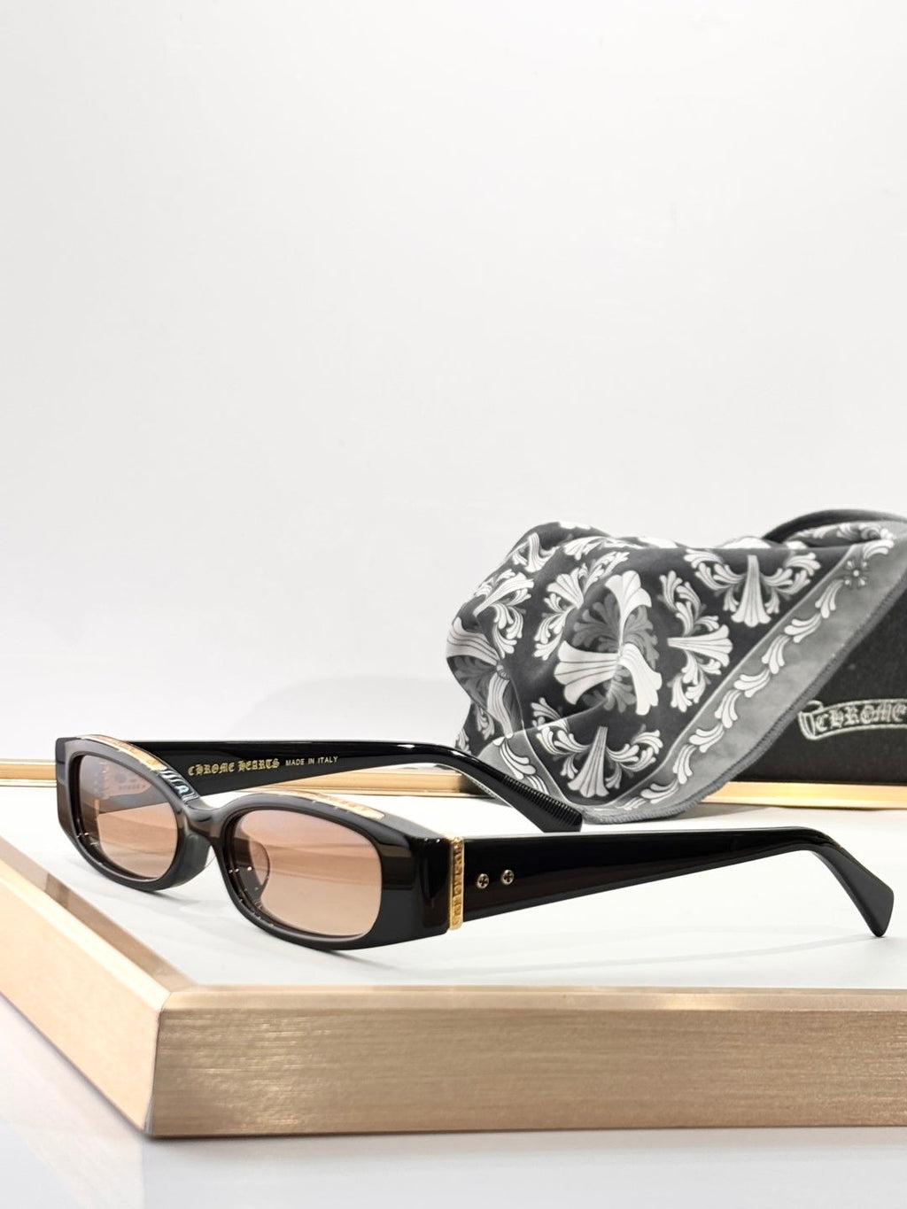 𝘾𝙝𝙧𝙤𝙢𝙚 𝙃𝙚𝙖𝙧𝙩𝙨 Sunglasses-LORD’N
