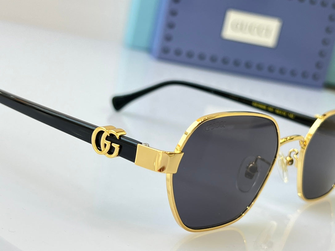 GUCCI Sunglasses GG1593S